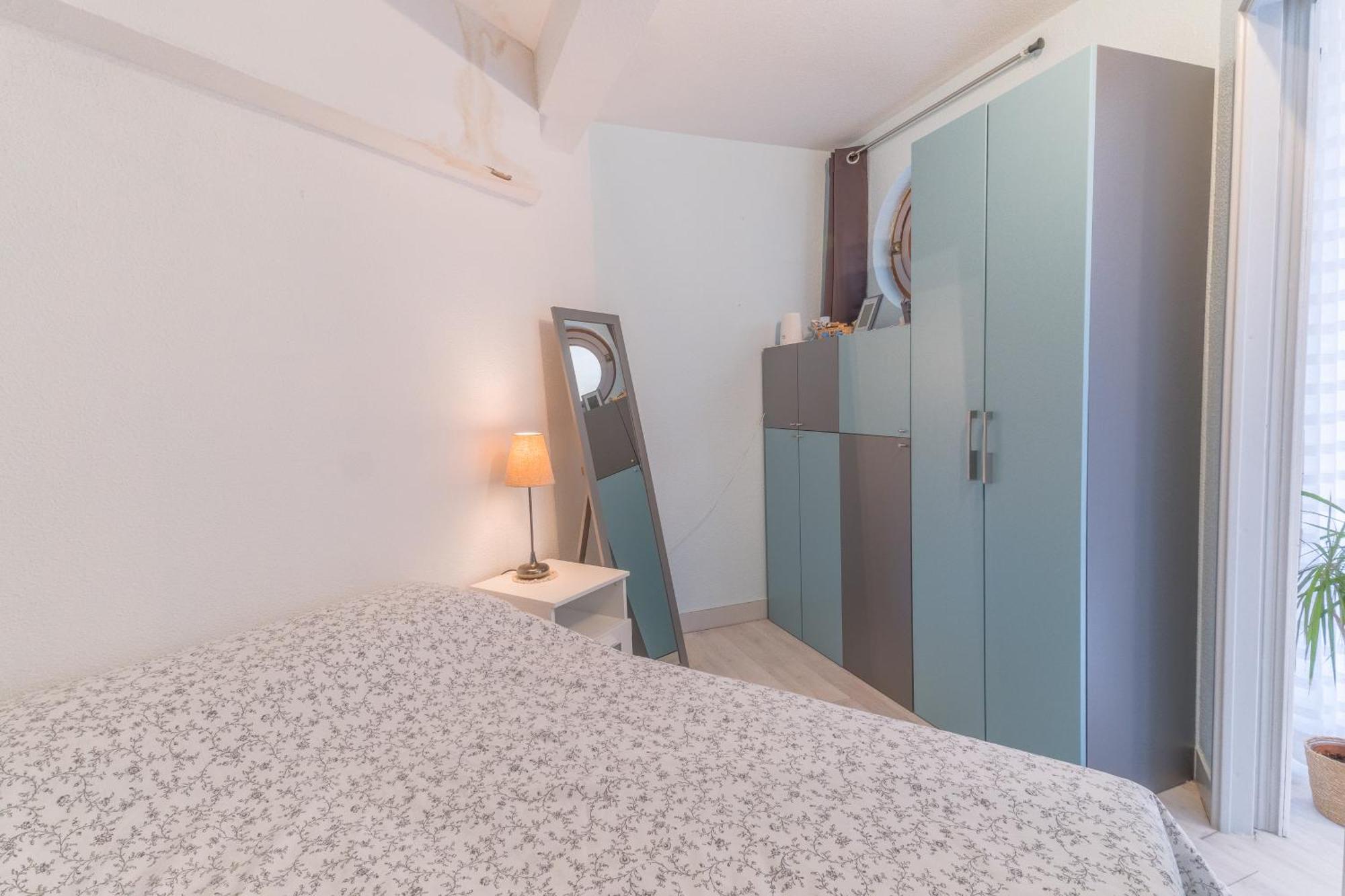 Appt T2 Cabine Clim Parking Privee Vu Mer Sete Exterior photo